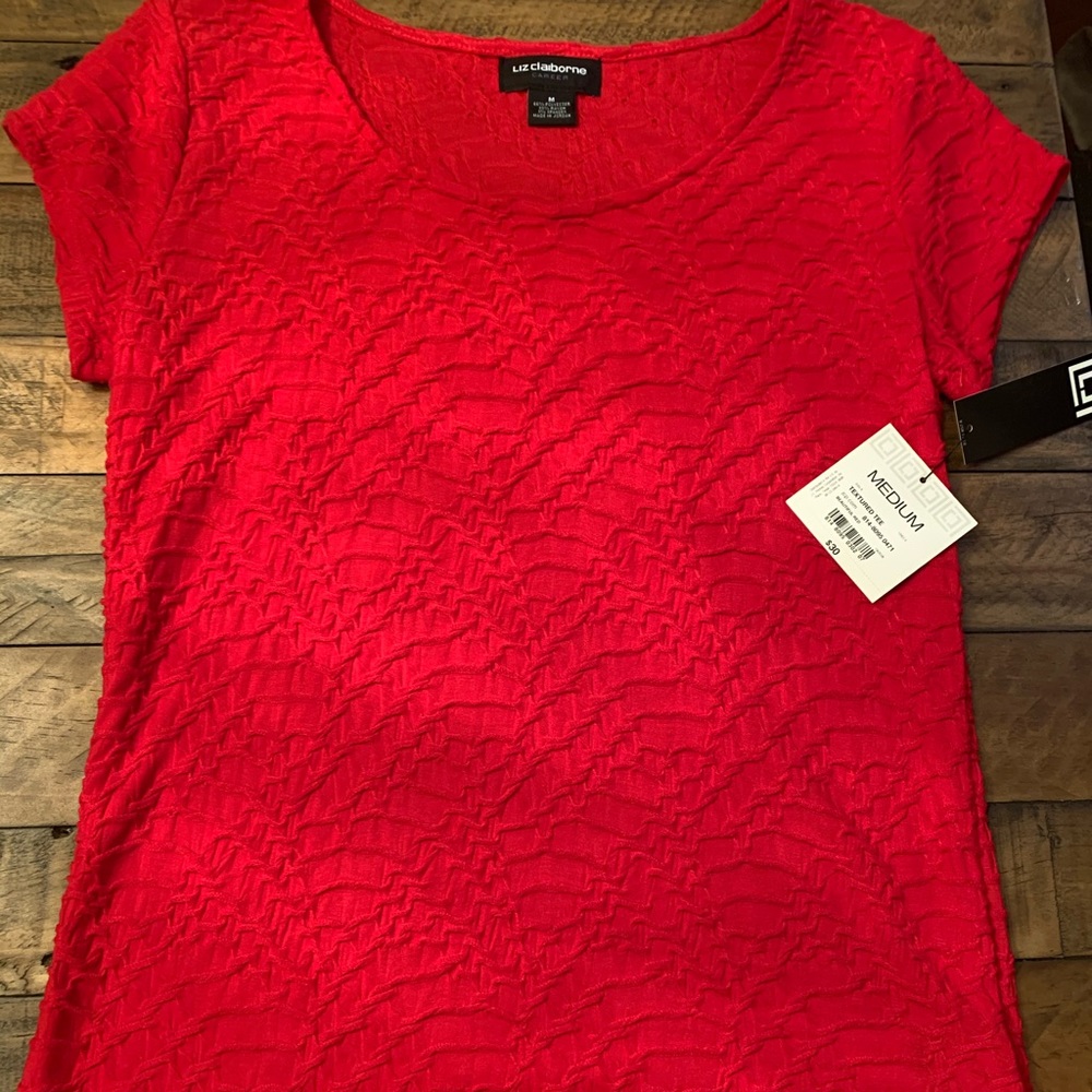 Liz Claiborne textured tee